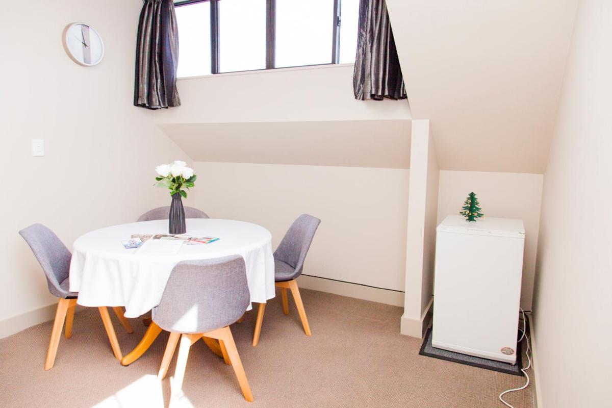 Spacious, Peaceful, Fully Equipped 1Br Apartment Upper Hutt Ngoại thất bức ảnh